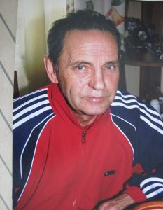 Изображение выглядит как Человеческое лицо, человек, одежда, улыбка Автоматически созданное описание